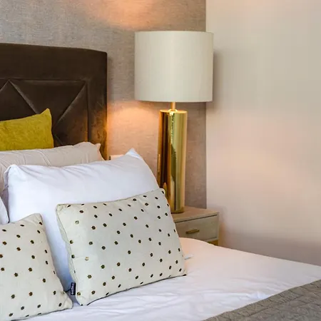 The Concierge - Prime Lounge Design 阿尔布费拉