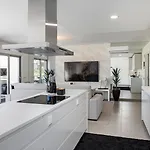 The Concierge - Prime Lounge Design *