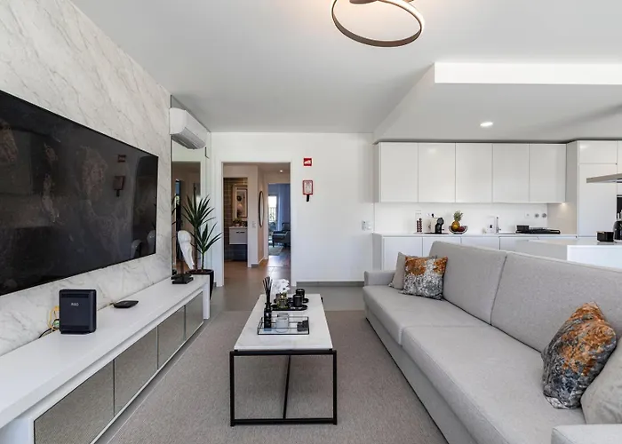 The Concierge - Prime Lounge Design *