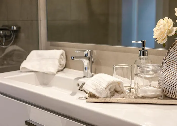 The Concierge - Prime Lounge Design * アルブフェイラ