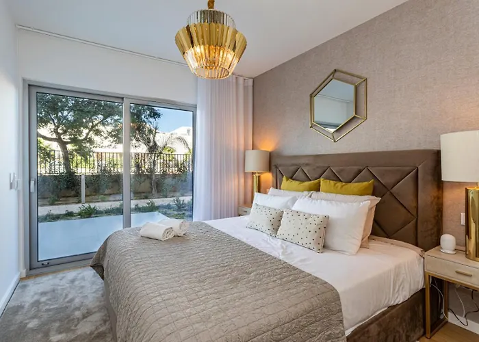 The Concierge - Prime Lounge Design アルブフェイラ